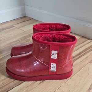 UGG Clear Waterproof Red Ankle Boots. Women Size 5
